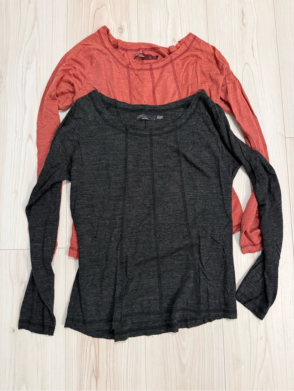 PRANA-Wool-Blend Women's Long-Sleeve Scoop Neck Tops — Black & Coral